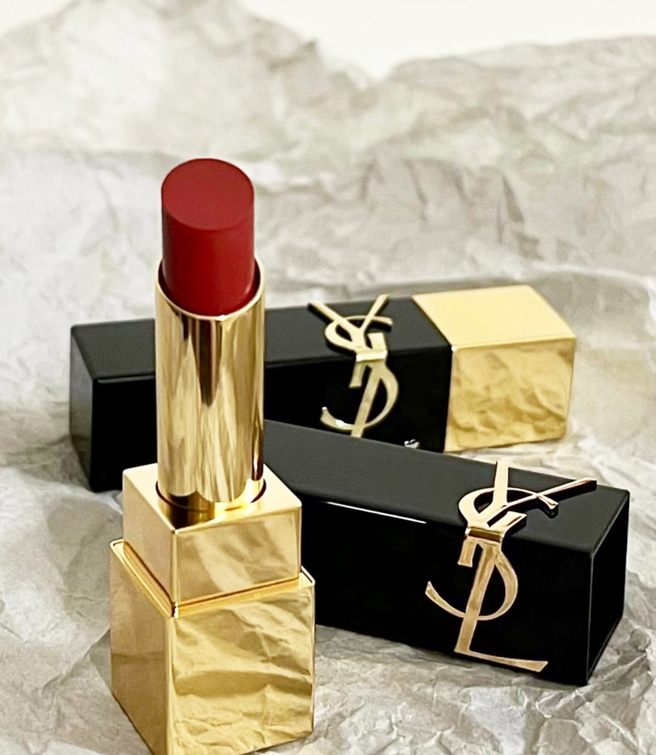 YSL Yves Saint Laurent satin lip Balm